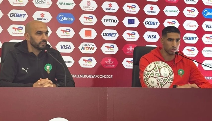 مدرب المغرب وليد الركراكي خلال المؤتمر الصحافي (إكس)