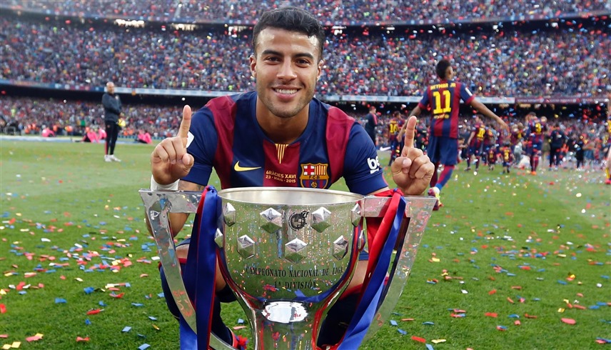 لاعب برشلونة السابق رافينيا ألكانتارا (إكس)