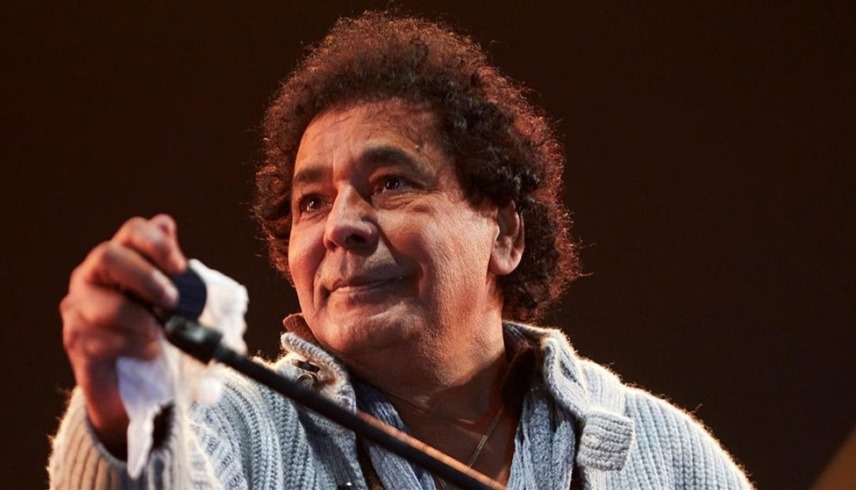 الفنان محمد منير 