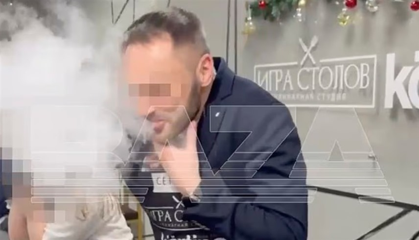 الموظف ضحية المشروب 
