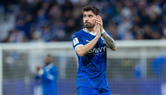 بين طموح الريال وحسابات يونايتد.. نجم الهلال يشعل "الميركاتو" الشتوي