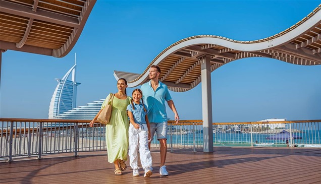 الإمارات الوجهة المفضلة للسياح بموسم الأعياد ورأس السنة.. لهذه الأسباب 
