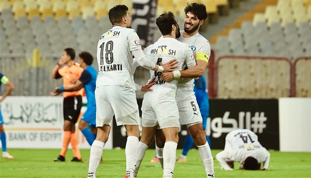 بيراميدز يستعيد صدارة الدوري المصري عبر بوابة سموحة