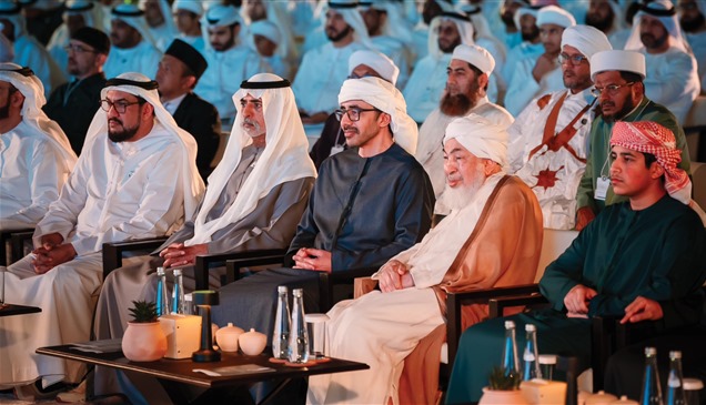 عبدالله بن زايد ونهيان بن مبارك يشهدان فعالية "يوم زايد للعمل الإنساني"