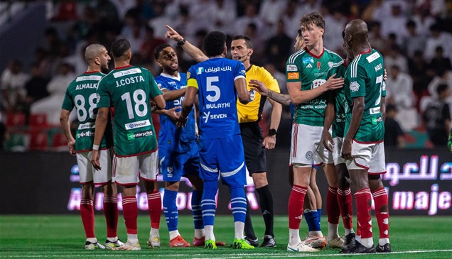 الهلال يتعادل مع الاتفاق ويواصل نزيف النقاط