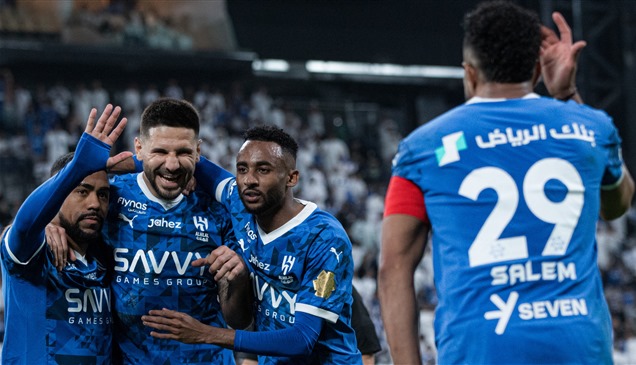 الهلال يواجه الشباب لتقليص الفارق مع الاتحاد 