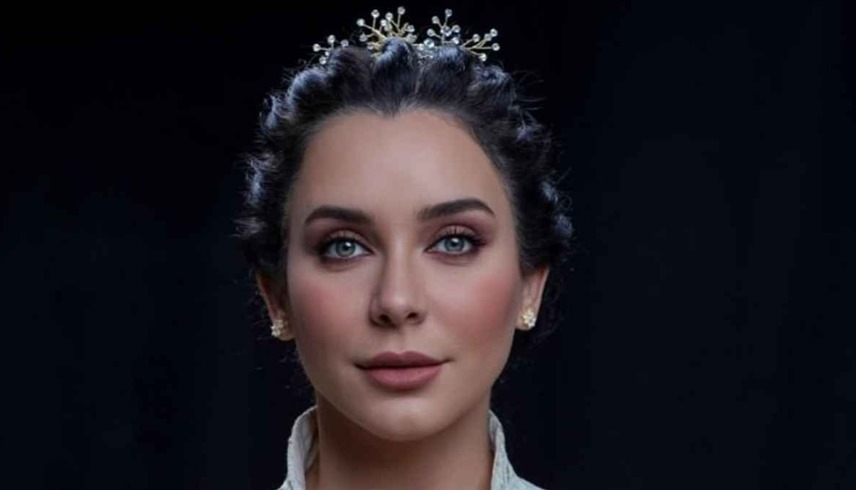 الفنانة السورية سلاف فواخرجي 