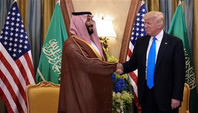 الصراعات الإقليمية تهدد الأجندة التجارية لجولة ترامب الخليجية