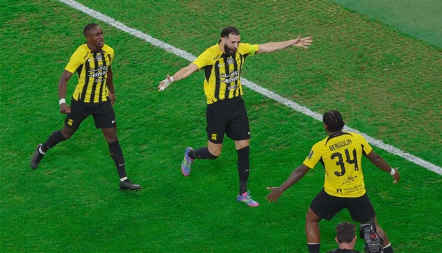 الاتحاد ينهي الشوط الأول متقدماً على القادسية