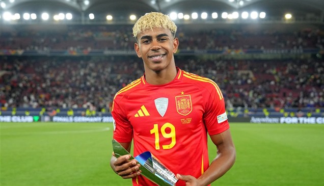 بـ200 مليون يورو.. يامال الجناح الأعلى قيمة في العالم