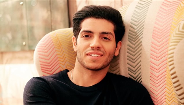مافيا و100 جاسوس.. تفاصيل "في عز الضهر" أول فيلم مصري لمينا مسعود