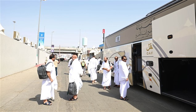 حجاج الإمارات يتوافدون إلى مشعر منى لقضاء يوم التروية