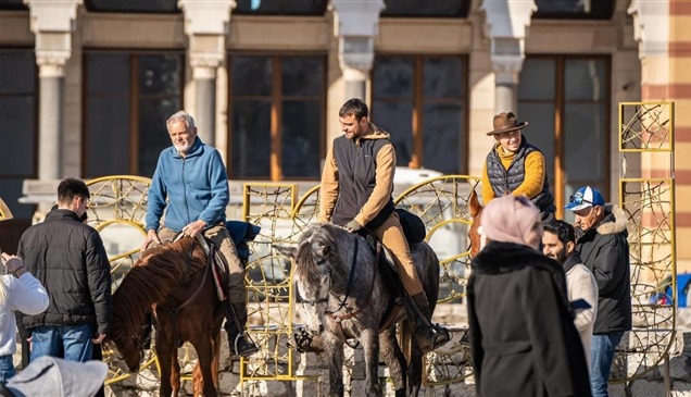 حجاج إسبان يصلون مكة على ظهور الخيل إحياءً للطريق الأندلسي