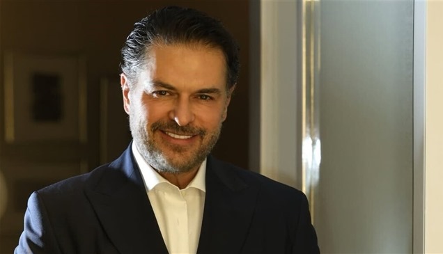 ما حقيقة انفصال راغب علامة عن زوجته بعد أزمة الساحل الشمالي؟
