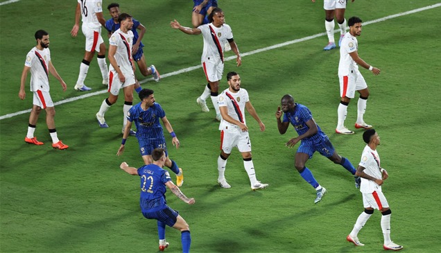 الوليد بن طلال: أول من قام بتهنئتي بفوز الهلال شخصية إماراتية