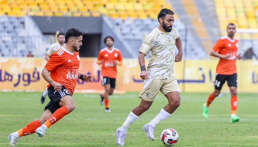 من لقاء الأهلي وفاركو (أرشيف)