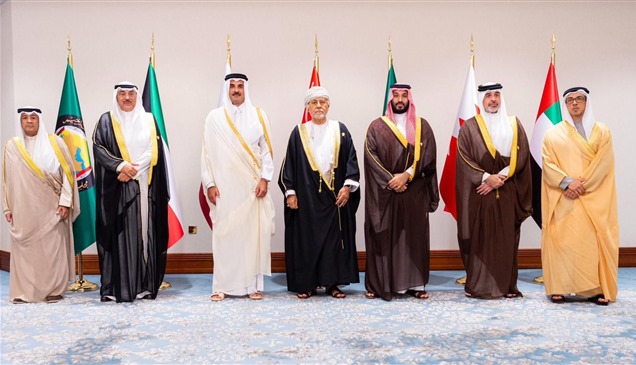 الخليج بين اختبارين