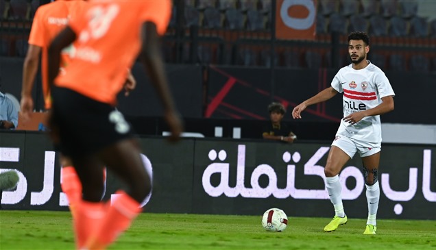 دونغا يغيب عن قمة الأهلي ويُربك حسابات الزمالك 