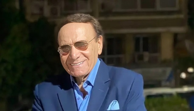 وفاة شبيه عادل إمام.. رحيل الفنان المصري فكري عبدالحميد