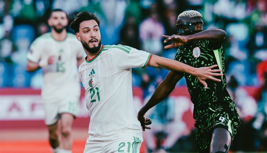 من لقاء نيجيريا والجزائر (رويترز)