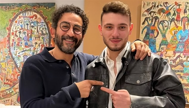 "بيت أخوك في مصر".. أحمد حلمي يرحب بالشامي في منزله 