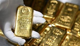 الذهب يترقب مسار الفائدة وتوقعات بارتفاعه إلى 5 آلاف دولار