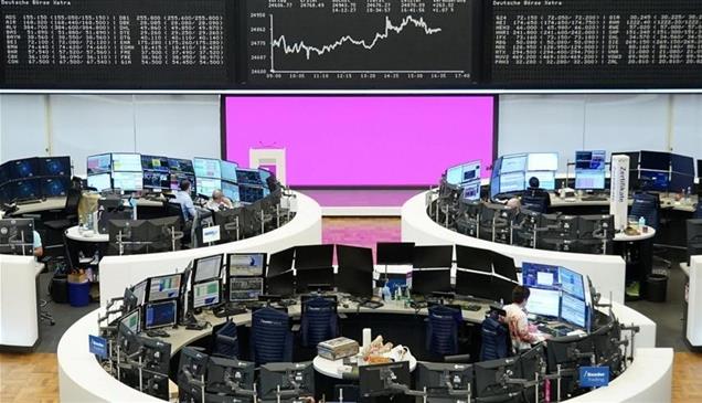 ارتفاع عوائد السندات يضغط على أسهم أوروبا مع بداية الربع الأخير