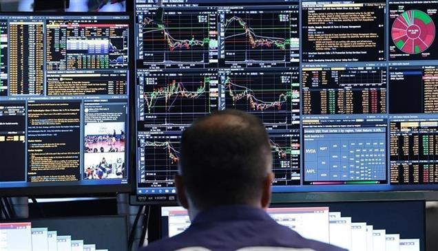 عوائد السندات تضغط على الأسهم الأمريكية.. والذكاء الاصطناعي يتراجع