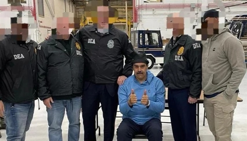 الرئيس الفنزويلي المخلوع نيكولاس مادورو في قبضة الجيش الأمريكي (إكس)
