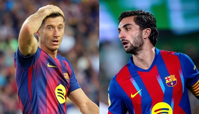 برشلونة يضحي بأحدهما.. ليفاندوفسكي أم فيران توريس؟