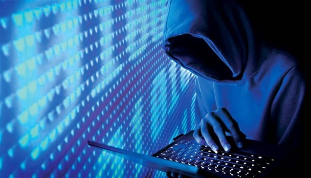 أبوظبي.. تحذير من تبرعات وهمية وروابط مزيفة خلال رمضان