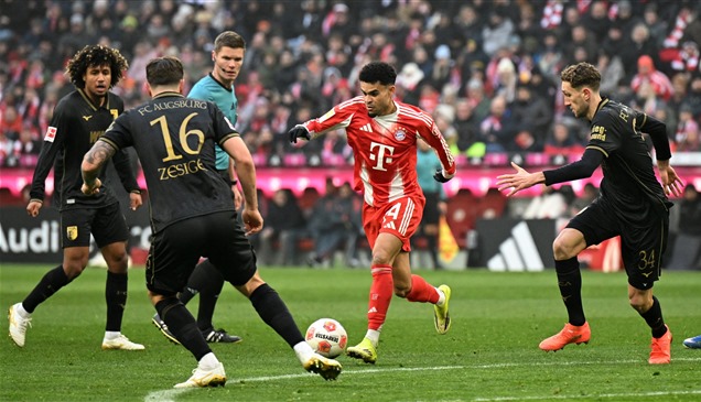 50 ألف يورو تهدد راتب لويس دياز