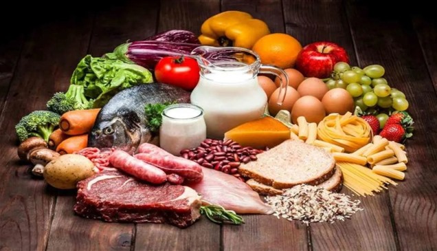 "العدو الأول" لصحة الأمعاء.. ابتعد فوراً عن نوعين من الأطعمة