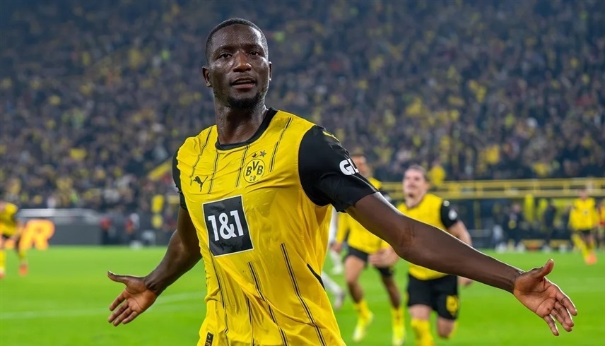مهاجم بروسيا دورتموند سيرو غيراسي (رويترز)