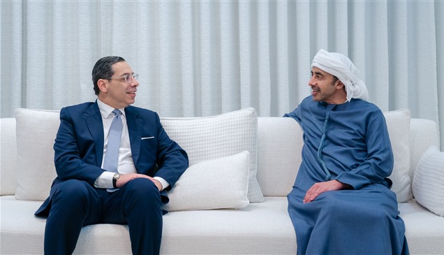 عبدالله بن زايد ونظيره القبرصي يناقشان بأبوظبي تعزيز التعاون الاقتصادي والاستثماري