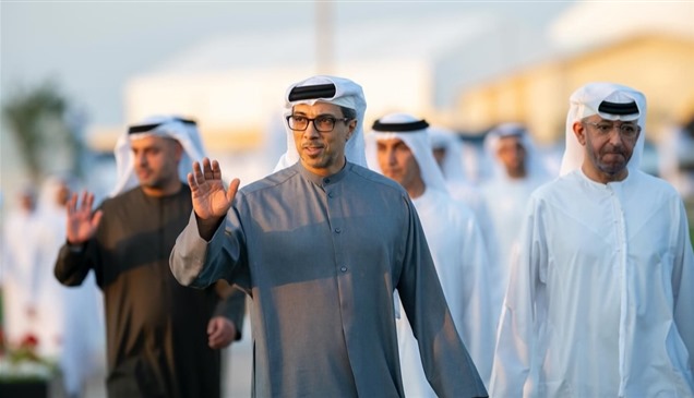 منصور بن زايد: عطاء الأم المتواصل يشكّل ركيزة في نهضة واستقرار الوطن