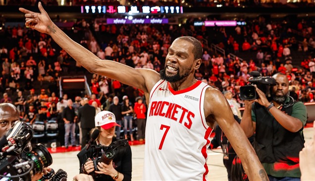 دورانت نجم روكتس يصبح خامس أفضل هداف في تاريخ NBA