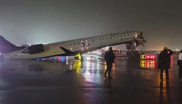 نيويورك: قتيلان و13 جريحاً وإغلاق مطار لاغوارديا جراء حادث الاصطدام المأساوي