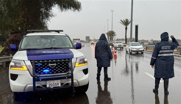 جاهزية ميدانية وأنظمة ذكية.. كيف حافظت الإمارات على استقرار الطرق رغم التقلبات الجوية؟