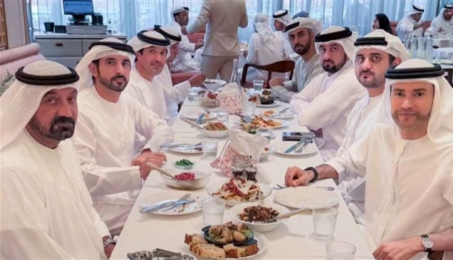 جولة لحمدان ومكتوم بن محمد في دبي مول تحظى بتفاعل لافت