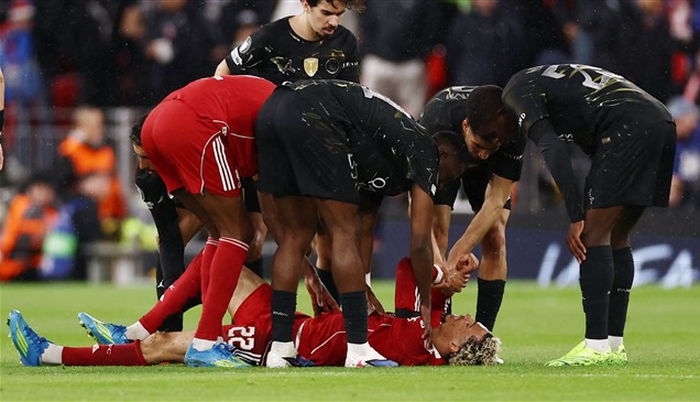 لعنة الإصابات تضرب ليفربول.. إيكيتيكي ينضم لمستشفى النادي