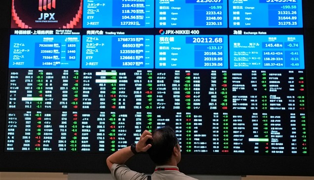الأسهم الأمريكية تتجه نحو تسجيل مستوى قياسي جديد