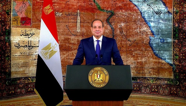 السيسي: مصر خسرت 10 مليارات دولار من إيرادات قناة السويس 