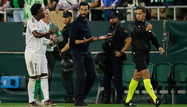 بيريز يقلص صلاحيات مستشاريه وينفرد باختيار المدرب الجديد