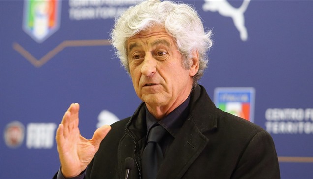 ريفيرا يحذر من "خطر" مانشيني على مستقبل المنتخب الإيطالي