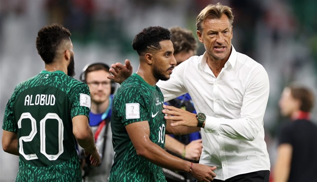 رينارد يقود "الأخضر" في مونديال 2026.. "ليكيب" تكشف كواليس القرار