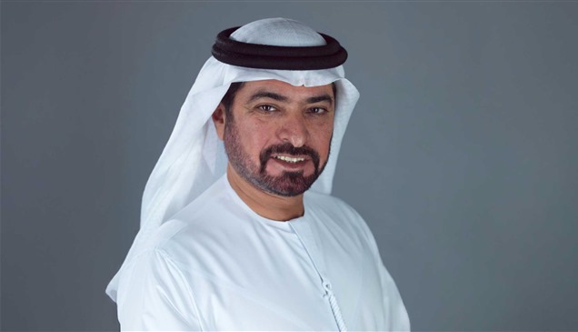 حمدان بن مبارك يهنئ قُضاة الملاعب ويُشيد بالصافرة الإماراتية