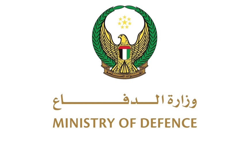 الإمارات: الدفاعات الجوية تتعامل حالياً مع اعتداءات صاروخية قادمة من إيران