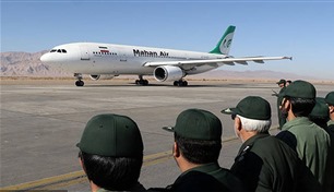 إيران تبحث عن ملاذ جوي لطائراتها في باكستان وأفغانستان