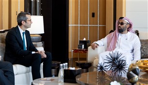طحنون بن زايد يبحث مع مسؤول ألماني تعزيز التعاون ودعم جهود السلام والاستقرار